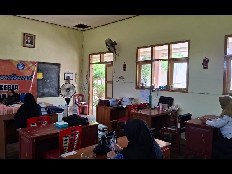 Rapat Rutin Bulan Desember